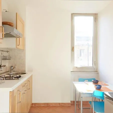 Apartamento Colosseo Little House *