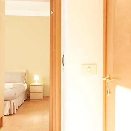 Colosseo Little House *